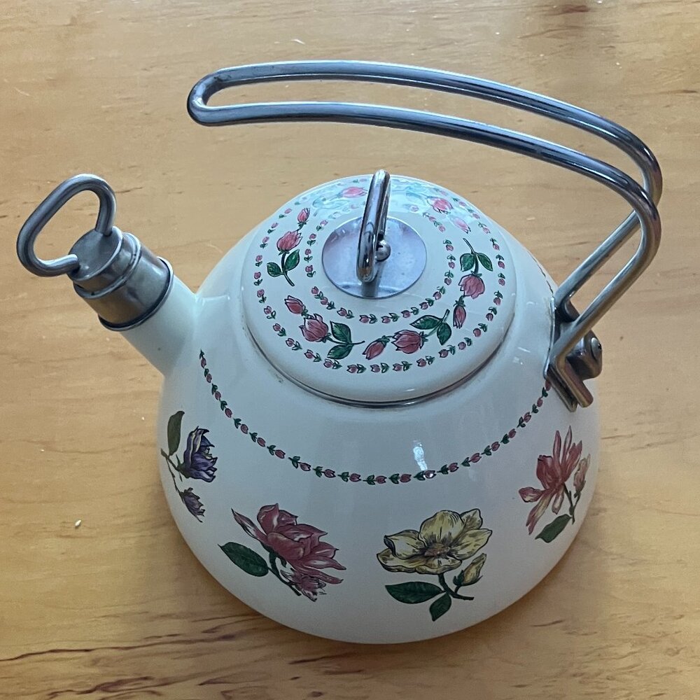 3 QT Enamel Steel Tea Kettle Tea Pot VINTAGE FLORAL GARDEN Made in Thailand - Picture 2 of 11